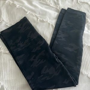 Like new Spanx leggings